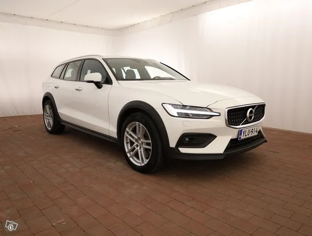 Volvo V60 D4 AWD aut - Pa-lämmitin, Adapt. vakionopeudensääd Image 1