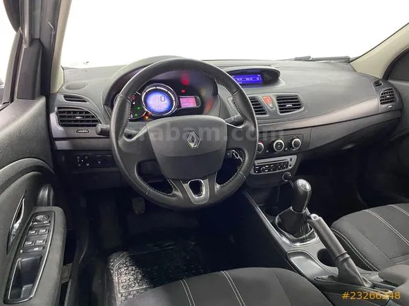 Renault Fluence 1.5 dCi Touch Image 8