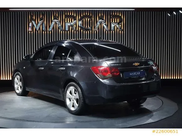 Chevrolet Cruze 1.6 LS Plus Image 4